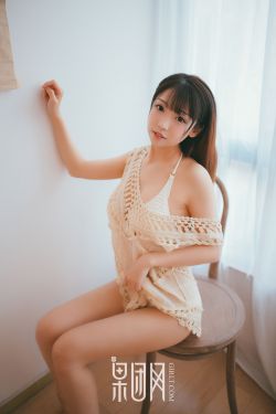 李靓蕾婚变风波后公开露面